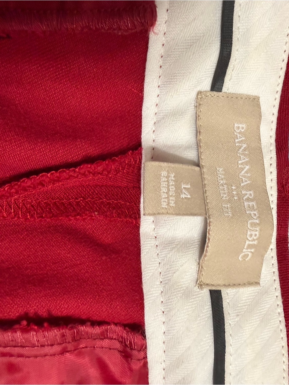 Banana Republic  Red Martin Fit  Pants     size 14 - Picture 3 of 4